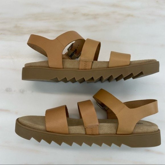 Madewell The Addie Sandal in Desert Camel - Picture 8 of 10